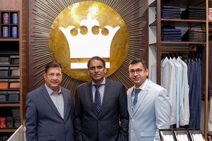 Kalyan Silks inaugurates Dubai showroom