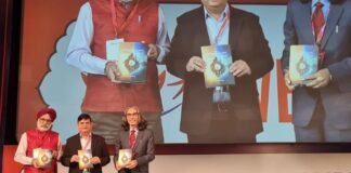 Dr. Naresh Tyagi unveils his book Sustainable Promises at Sankalp Bharat 2025