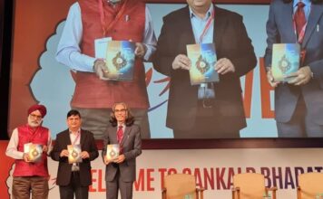 Dr. Naresh Tyagi unveils his book Sustainable Promises at Sankalp Bharat 2025